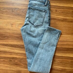 KanCan Light Wash Denim Jeans